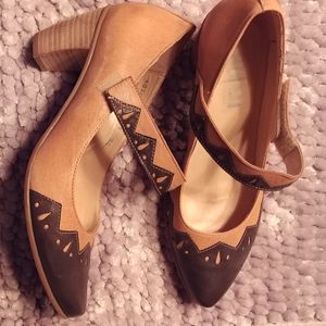 Fiji fun leather heels